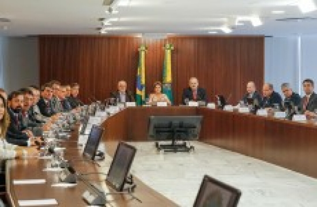 Dilma consegue apoio para criar nova CPMF