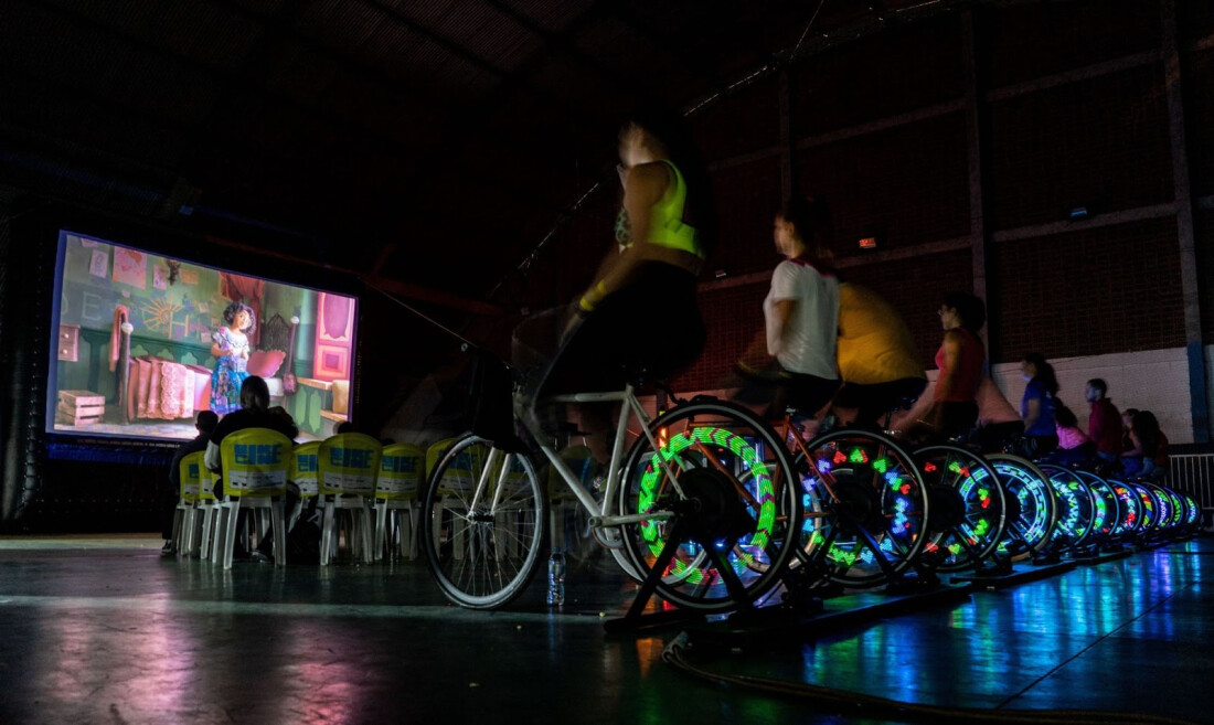 BikeCine retorna a Mogi das Cruzes e Guararema com cinema movido a energia limpa