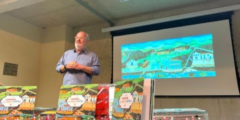 Guararema lança livro que será entregue aos alunos