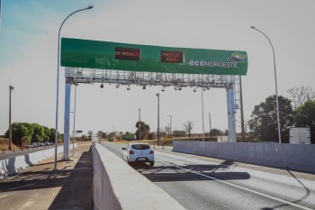 Artesp afirma realizar estudos para atender população perto de rodovias 