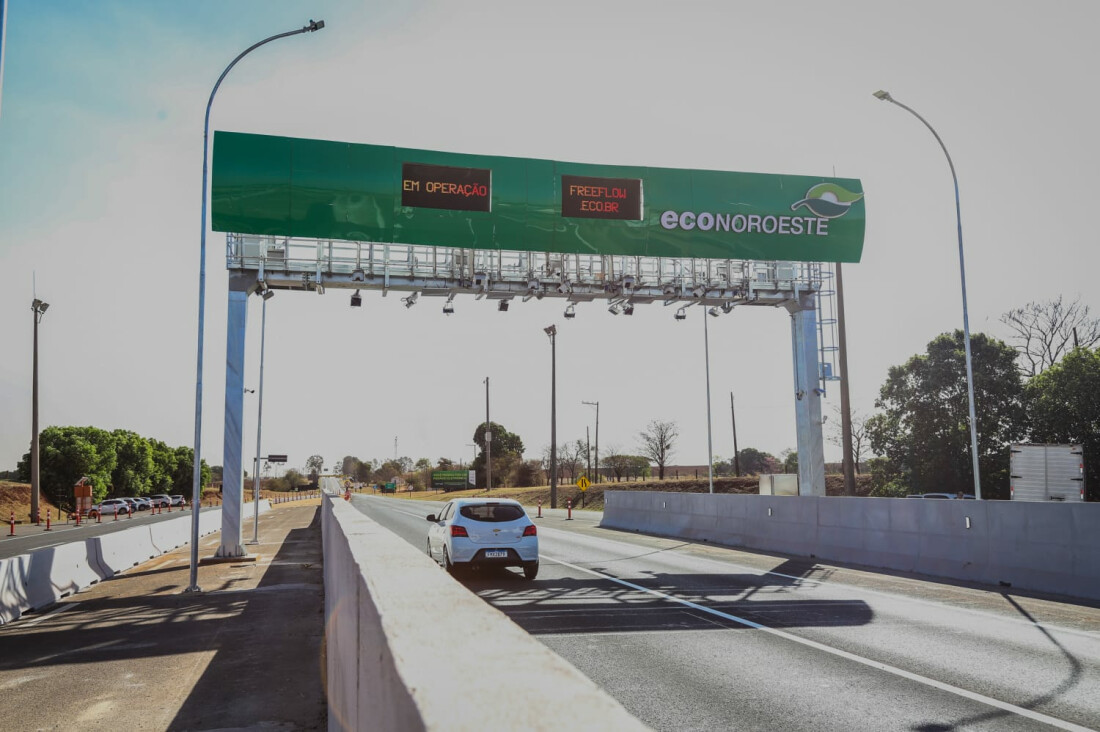 Artesp afirma realizar estudos para atender população perto de rodovias 