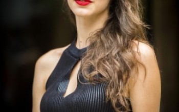 Laura Neiva estreia hoje quadro no "Fantástico"