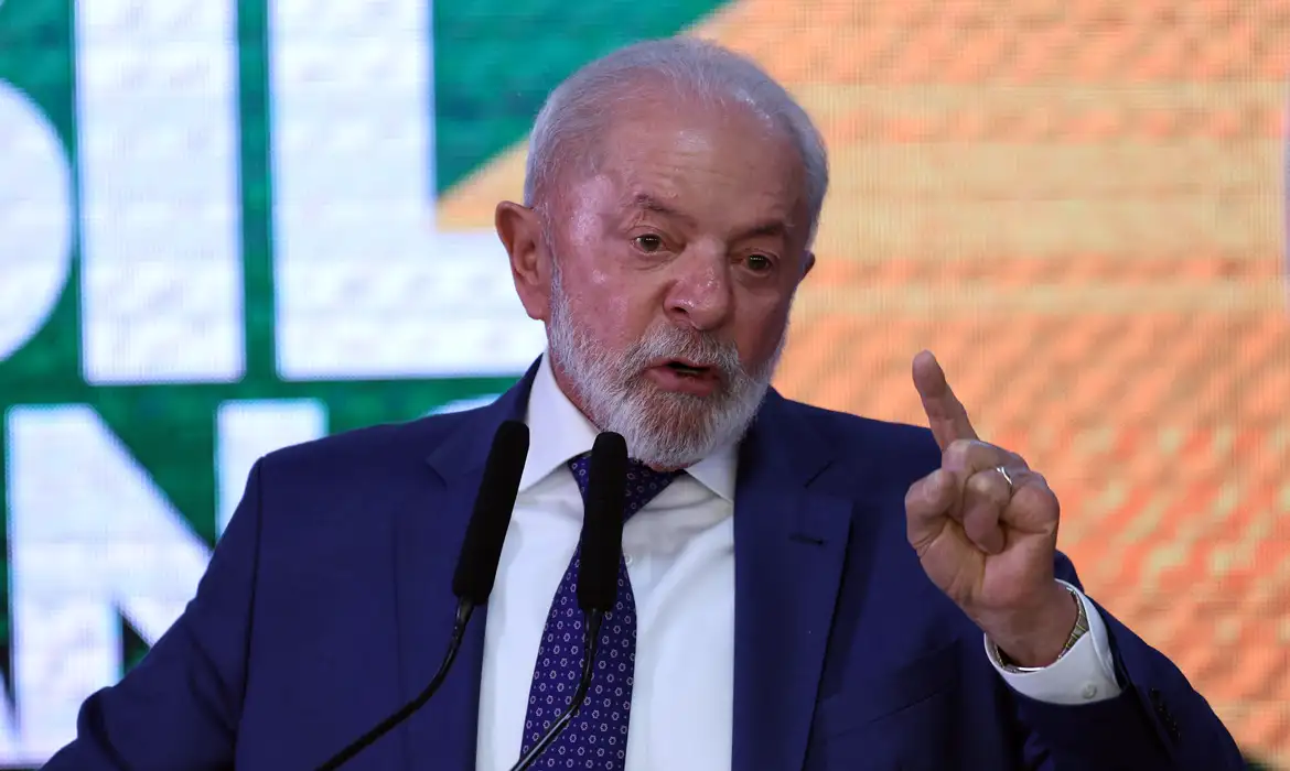 Na Ilha de Marajó, Lula inaugura creche que ficou com obra paralisada