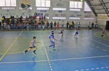 Equipes buscam vaga na Copa Kids