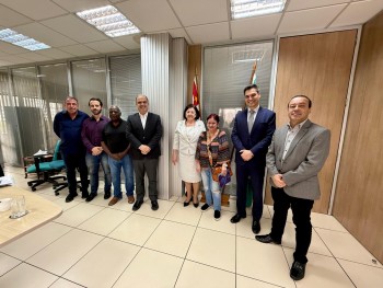 Téo Cusatis participa de reunião em busca de melhorias para conveniados de Mogi