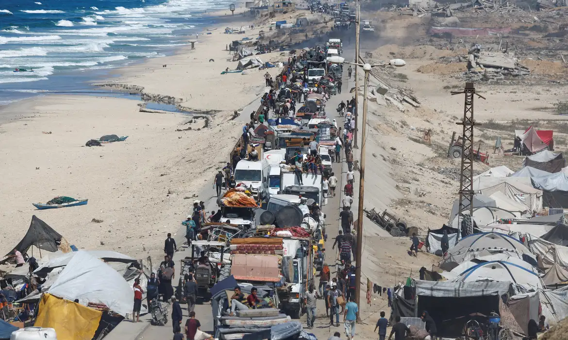 Negociações para cessar-fogo em Gaza começam no Egito