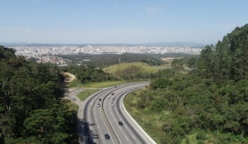 Prefeita de Mogi afirma que trabalha pela isenção do pedágio na Mogi-Dutra 