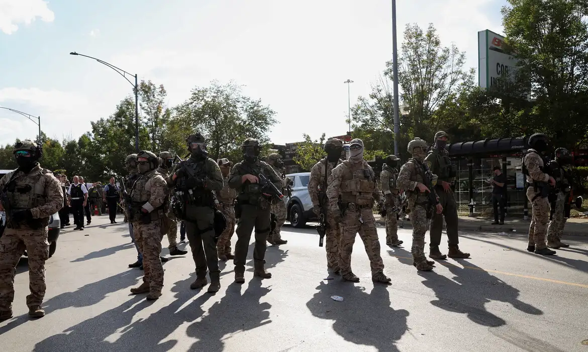 Trump pede prisão de líderes democratas de Illinois