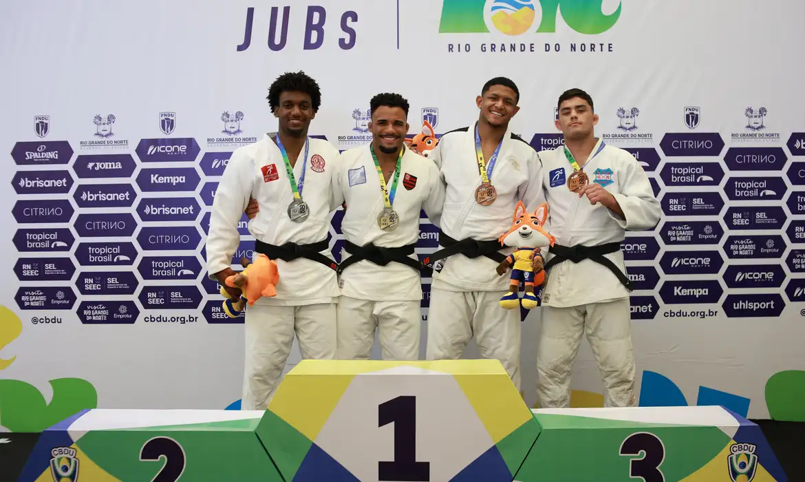 Bicampeão de judô nos JUBs mira vaga na Olimpíada de Los Angeles