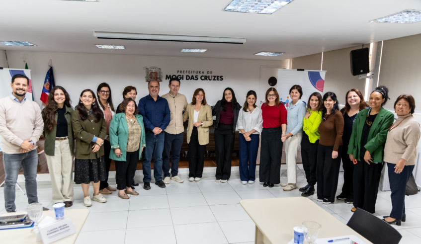 Mogi recebe comitiva da Fundação Van Leer e debate avanços na primeira infância