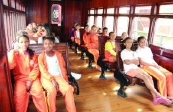 Guararema inicia aulas na maria-fumaça