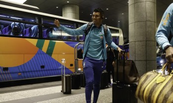 Seleção brasileira chega a Tóquio para amistoso contra Japão na terça