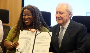 Governo anuncia classificação indicativa para apps e nova faixa etária