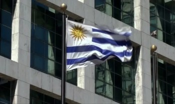 Uruguai aprova lei que autoriza a eutanásia