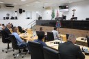 Câmara de Suzano aprova sete itens e homenageia profissionais da cidade