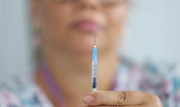 Fiocruz celebra dia da multivacinação com valorização da ciência