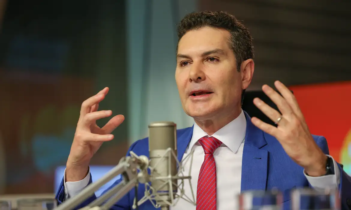 Recursos do Reforma Brasil estão garantidos, diz ministro das Cidades