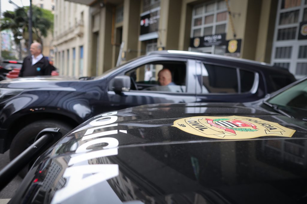 Polícia de SP prende 17 em megaoperação contra facção criminosa