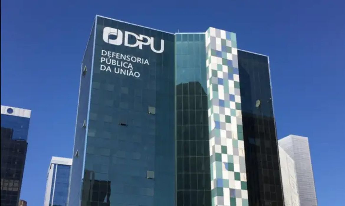 DPU pede que Eduardo Bolsonaro seja notificado por carta nos EUA