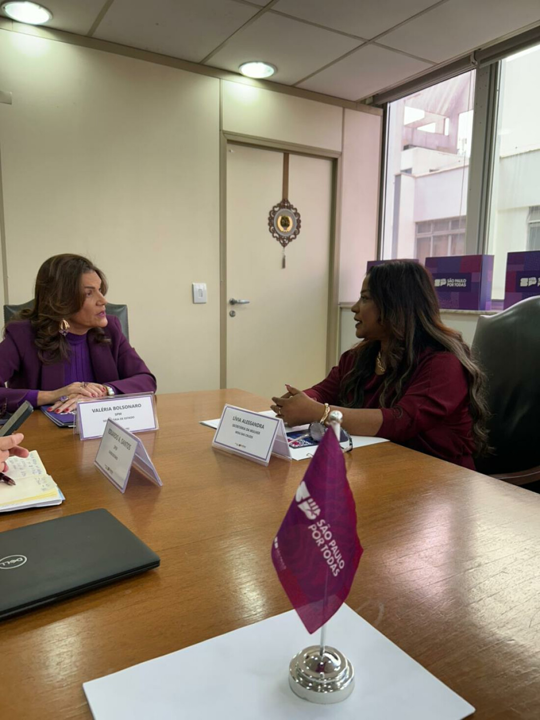 Secretaria da Mulher de Mogi debate projetos e ações com o Estado
