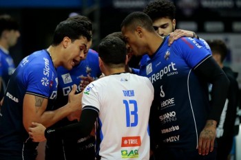 Suzano domina e vence Viapol Vôlei em sua estreia na Superliga 2025/26