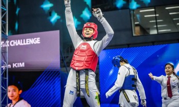 Maria Clara Pacheco é campeã mundial de taekwondo na China