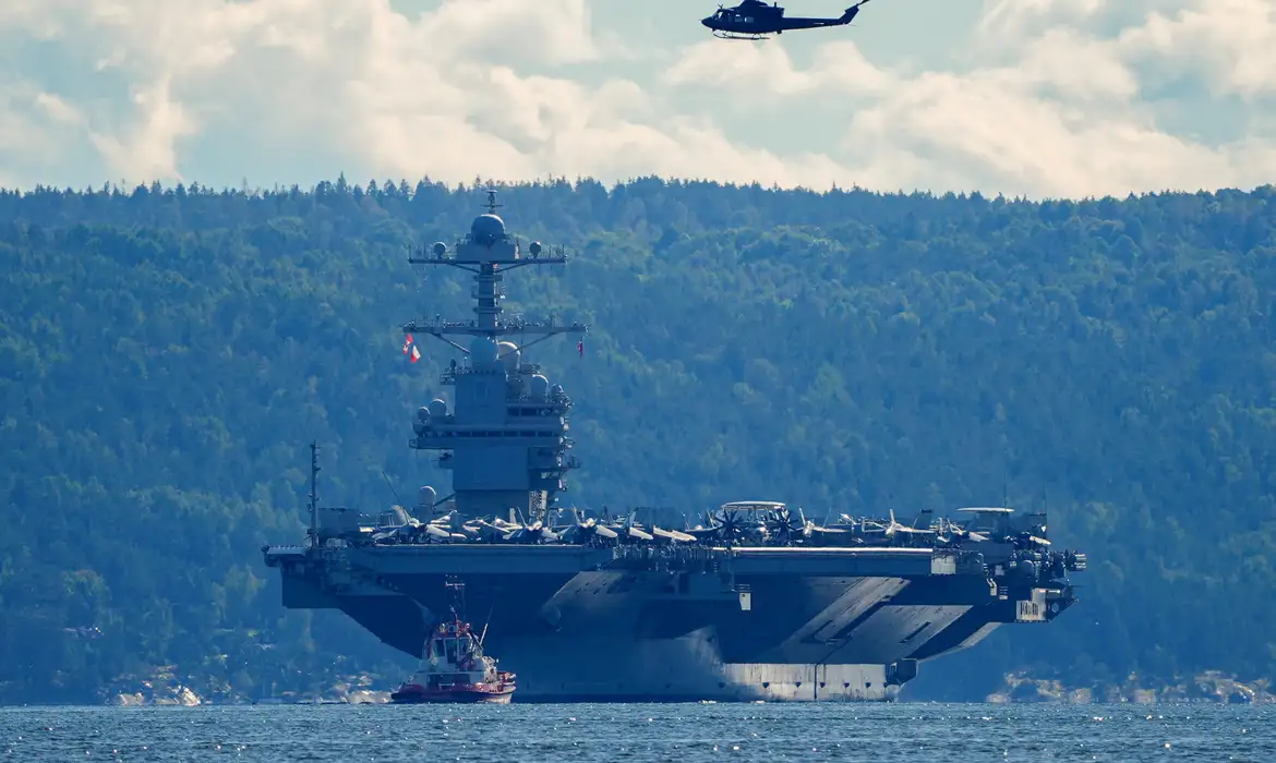 Em tensão com Venezuela, EUA enviarão porta-aviões à América do Sul