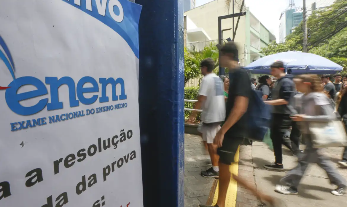 MEC permitirá uso das três últimas notas do Enem no Sisu 2026