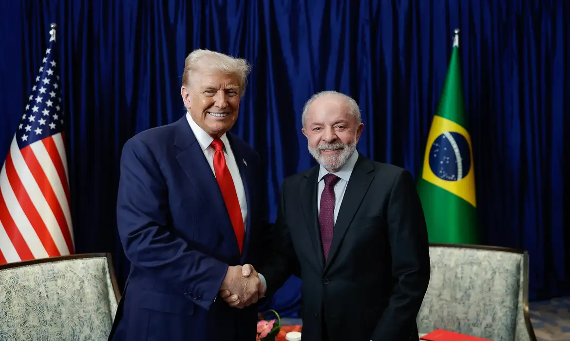 Casa Branca publica foto de encontro de Lula e Trump