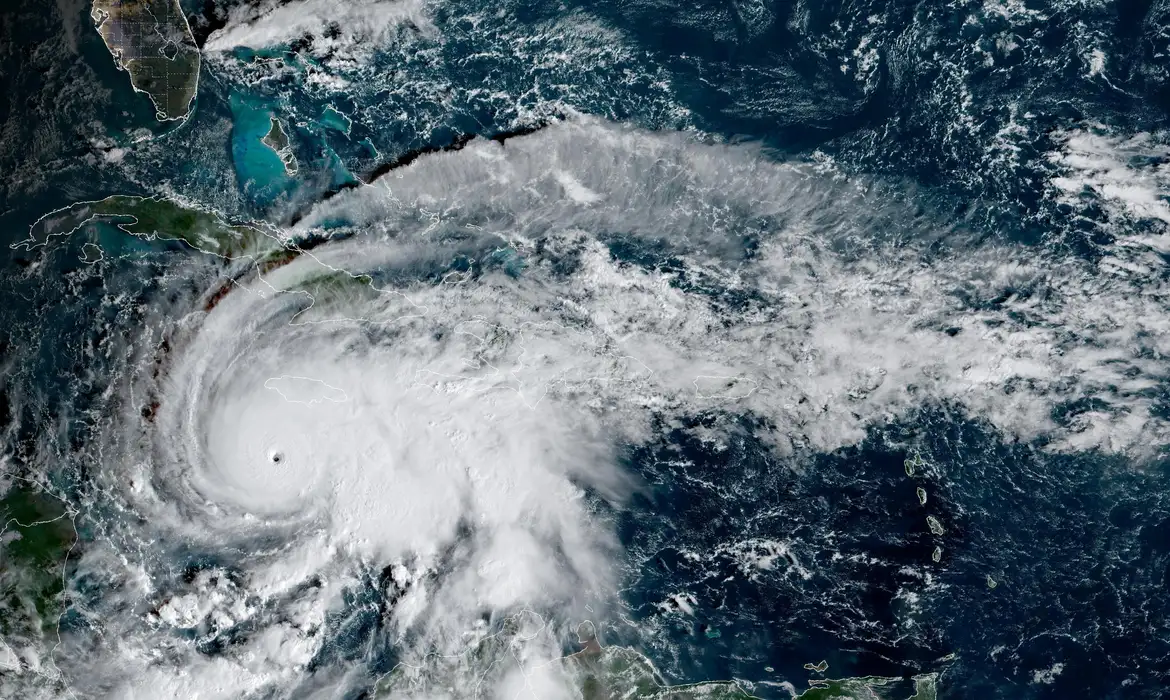 Furacão trará "situação catastrófica" para a Jamaica, diz especialista