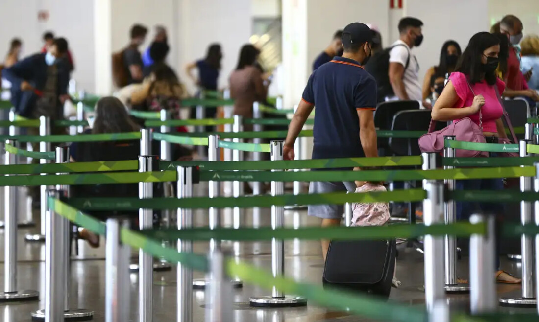 Delegados alertam sobre riscos de piadas sobre bombas em aeroportos