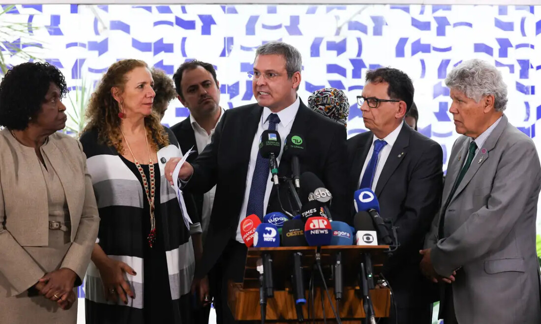 Operação policial no Rio tem críticas e defesas de deputados federais