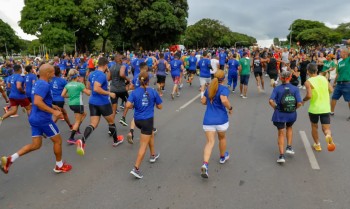 Corrida ColaboraGov celebra Dia do Servidor e promove integração