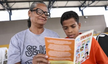 Convívio entre gerações é receita contra etarismo, aponta especialista