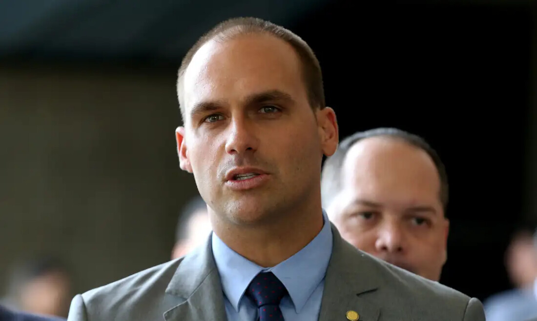 STF marca julgamento de denúncia contra Eduardo Bolsonaro por coação