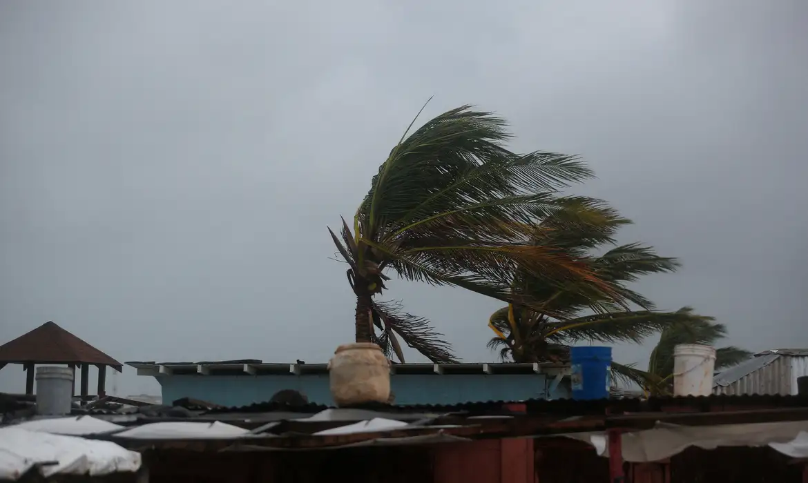 Furacão Melissa: cerca de 120 mil pessoas seguem desalojadas em Cuba