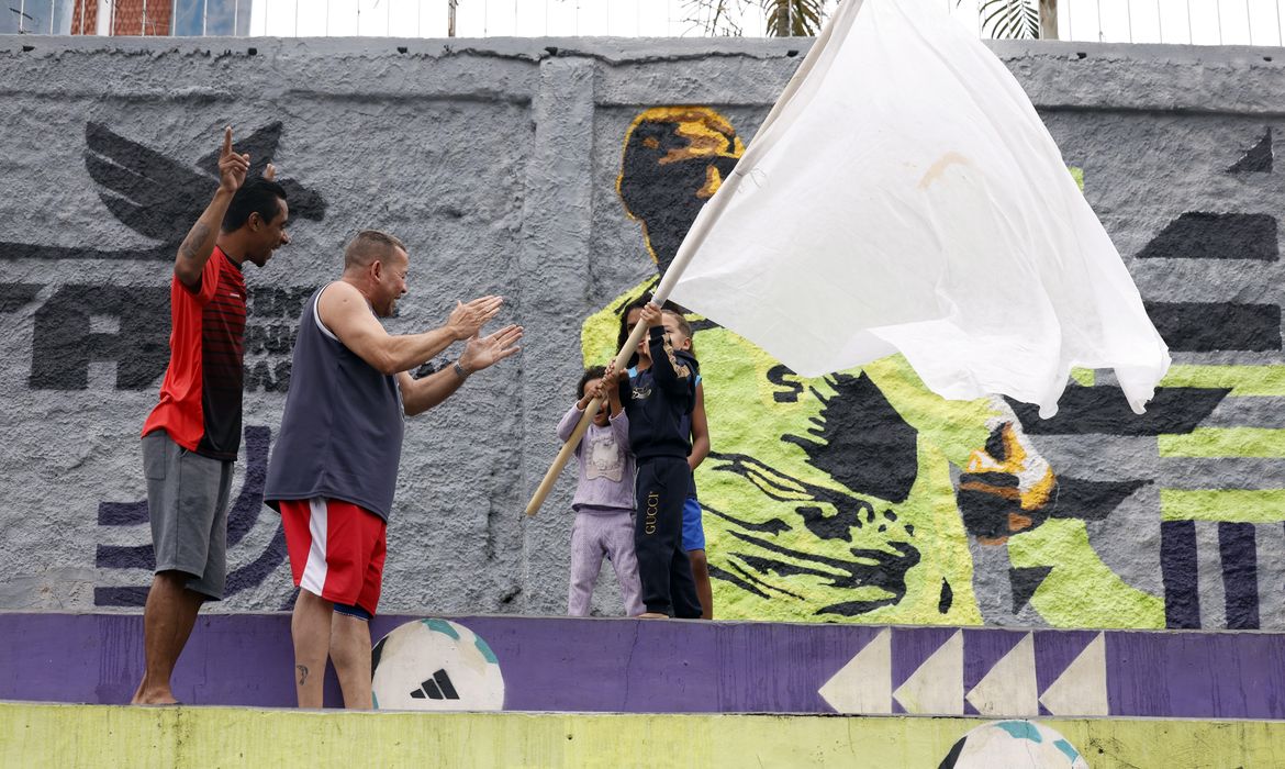 Secretários de segurança do RJ e do governo federal se reúnem