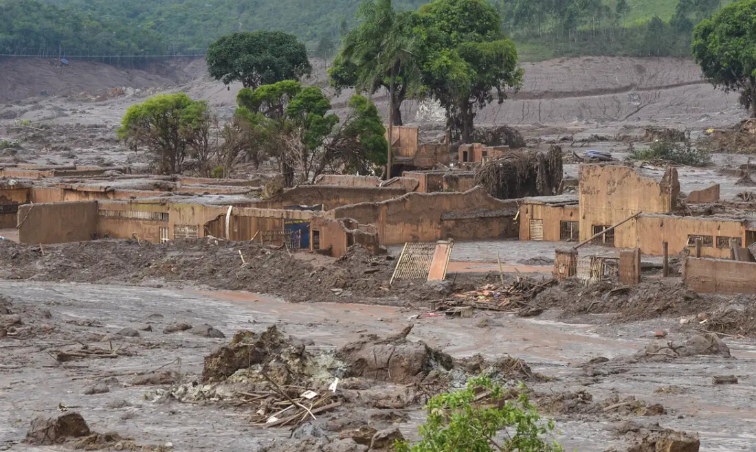 Desastre de Mariana completa 10 anos e moradores ainda buscam justiça