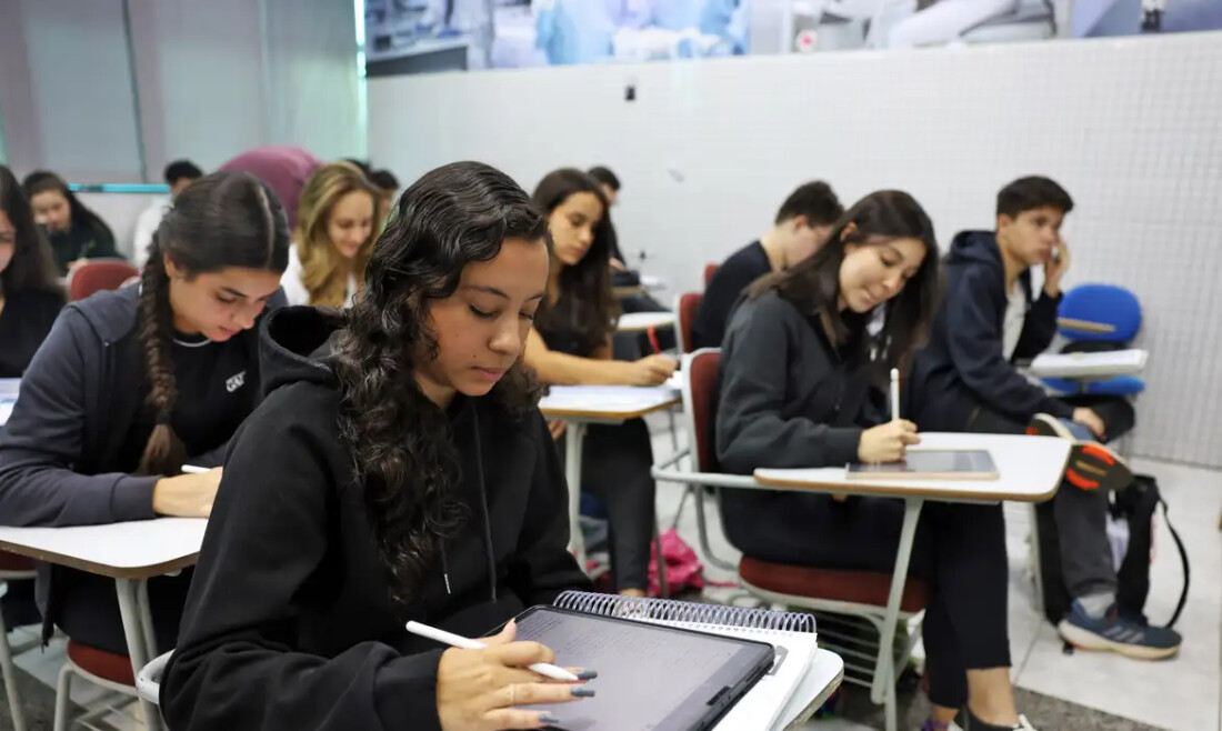 Conheça as regras para a prova de redação do Enem 2025 no domingo