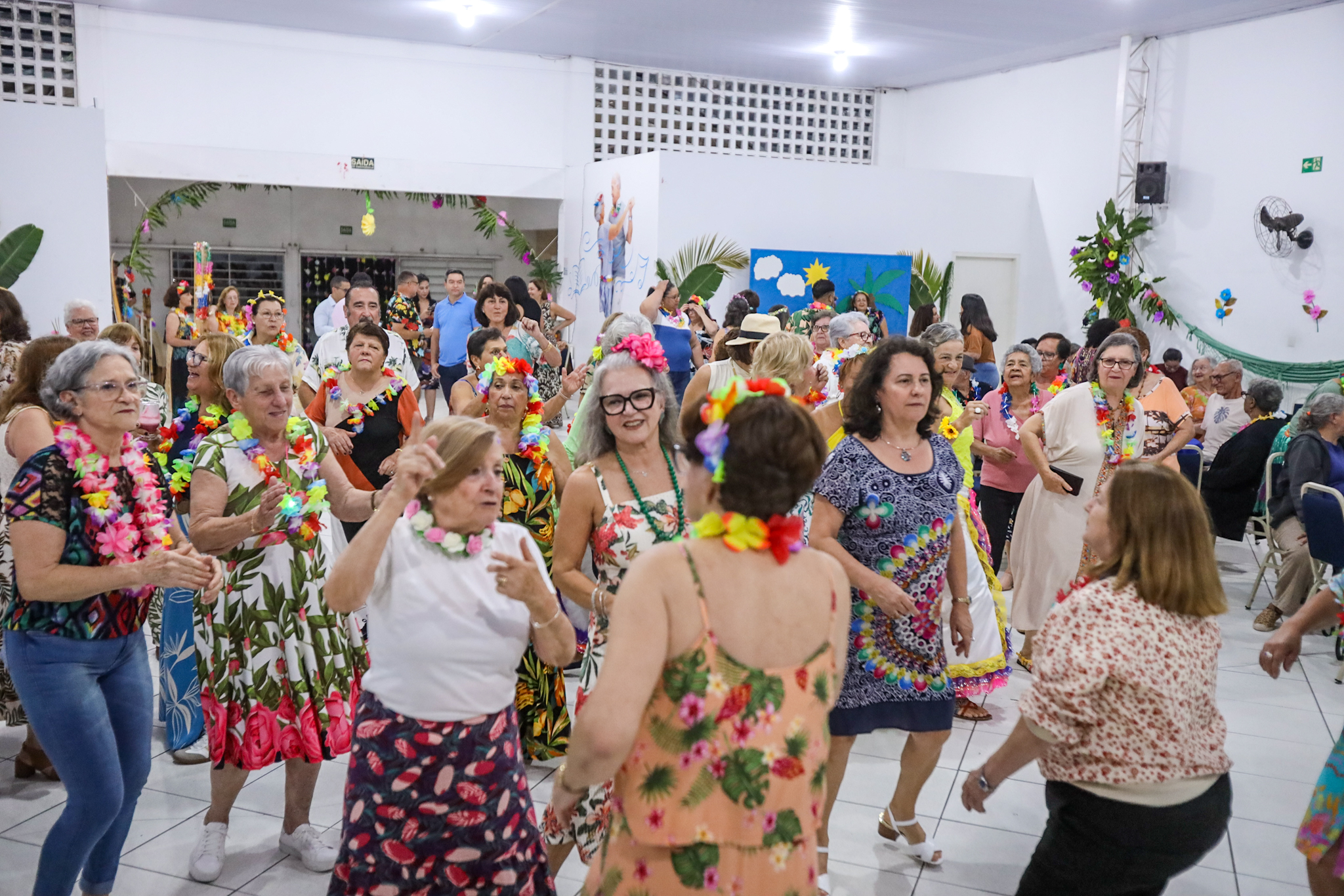 Guararema realiza jantar dançante em celebração ao Mês da Pessoa Idosa