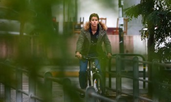 Albânia suspende atleta brasileira de vôlei após queixas sobre gênero