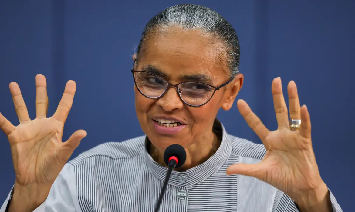 Marina Silva é convidada da estreia de Brasil no Mundo, na TV Brasil