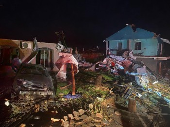 Tornado deixa ao menos cinco mortos e mais de 400 feridos no Paraná