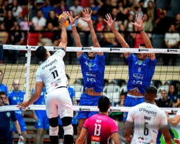 Suzano Vôlei enfrenta Sesi Bauru nesta segunda-feira (10/11) pela Superliga
