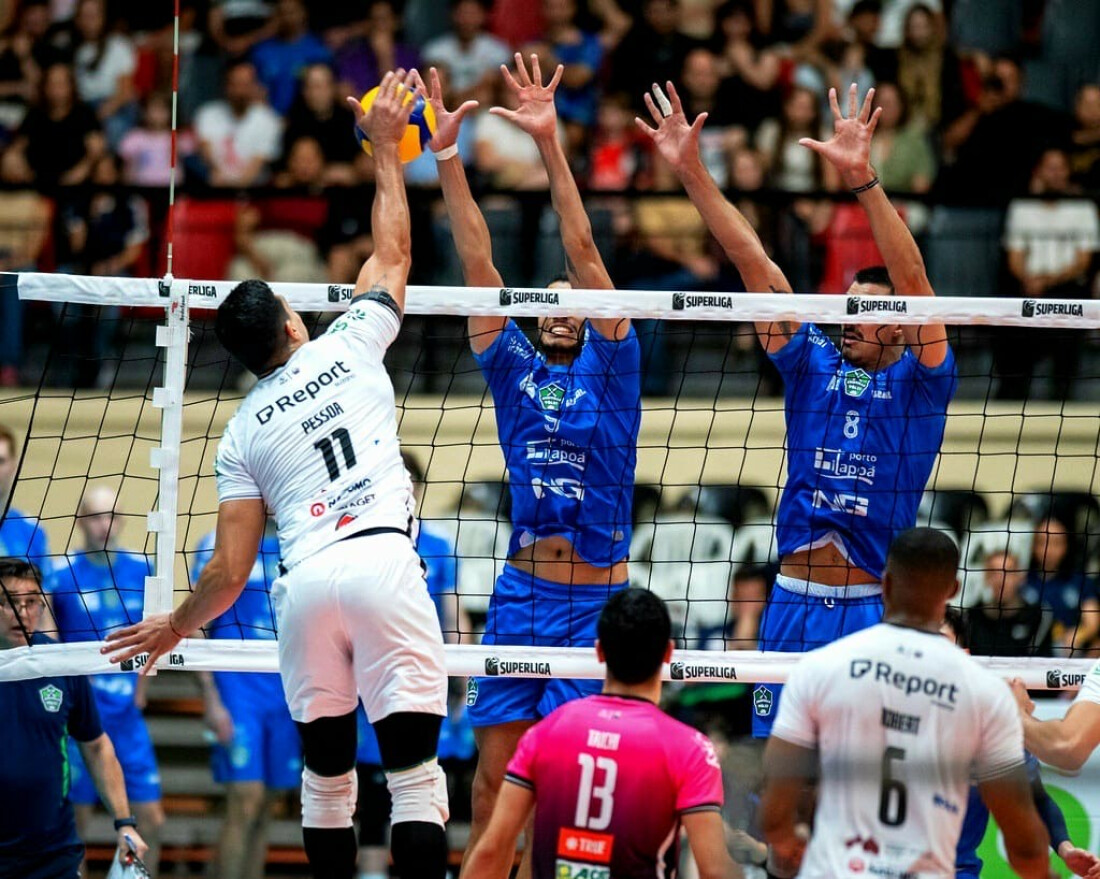 Suzano Vôlei enfrenta Sesi Bauru nesta segunda-feira (10/11) pela Superliga