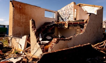 Famílias atingidas por tempestade no Paraná vão receber até R$ 50 mil