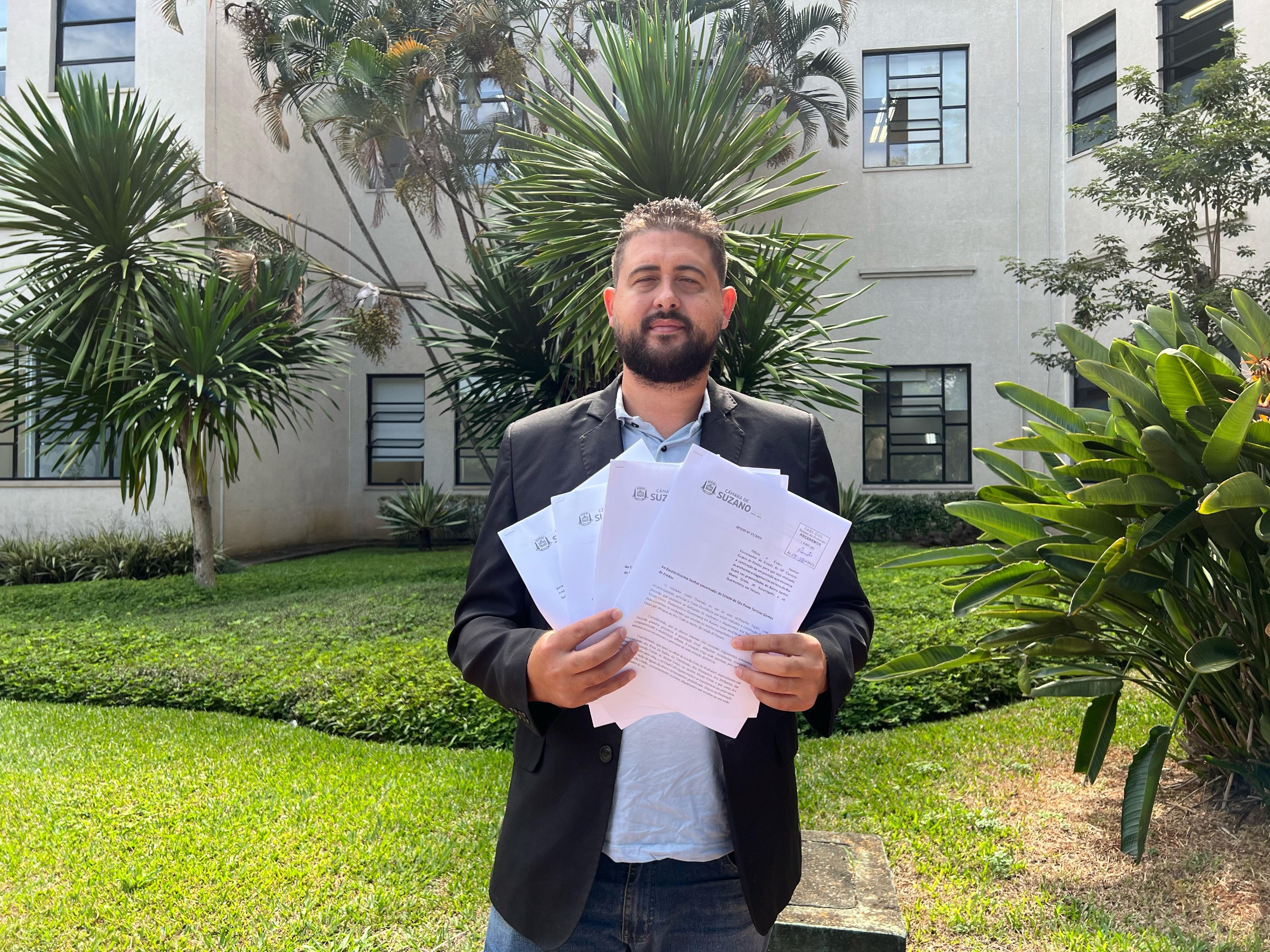 Vereador André Dourado conquista desassoreamento dos rios Guaió e Taiaçupeba