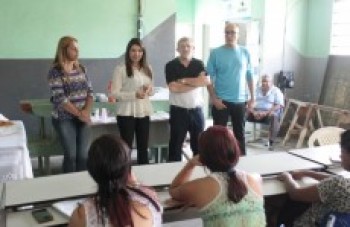 Assistência Social de Suzano oferece curso de manicure no Jardim Maitê