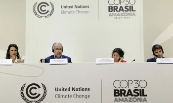 Meta de adaptação climática gera impasse em negociações da COP30
