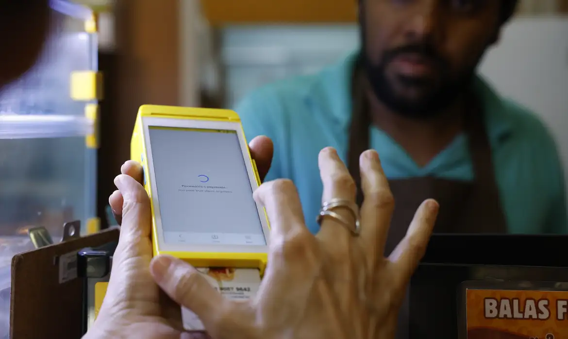 Setor de alimentação recebe positivamente as mudanças no vale-refeição